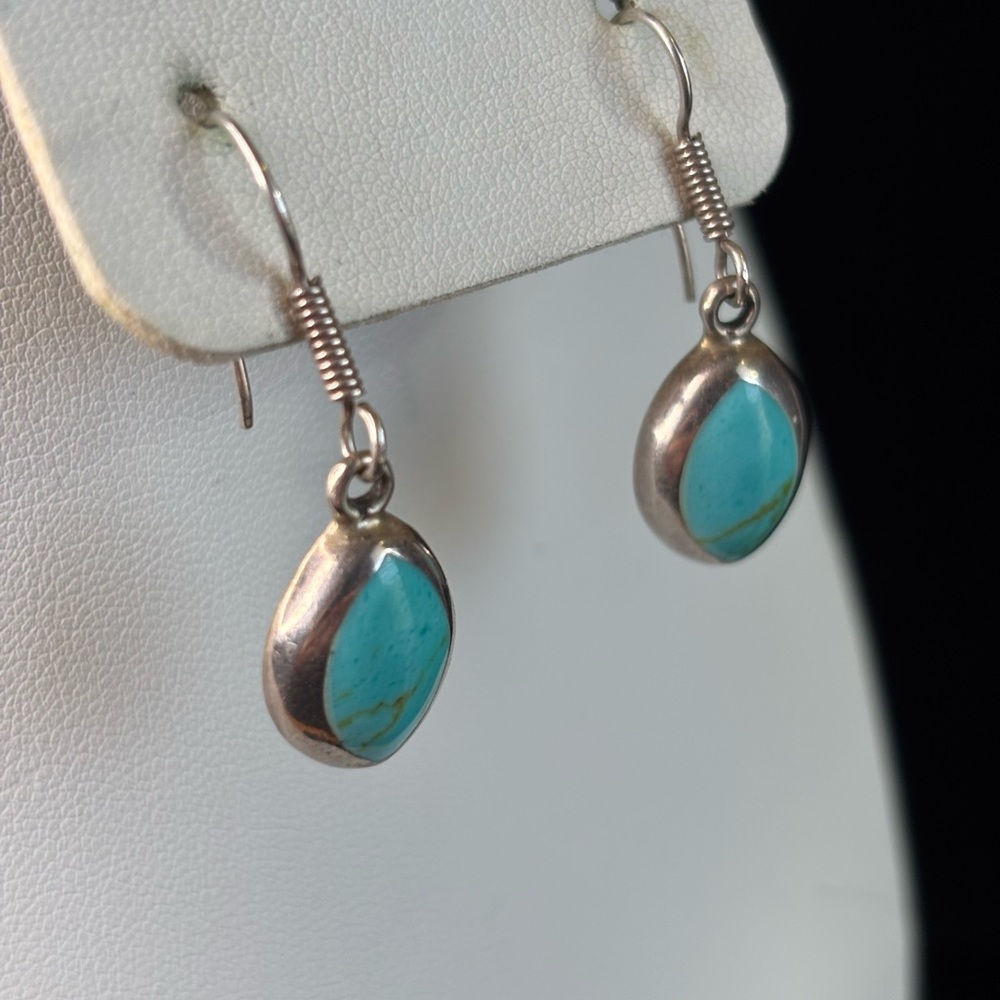 Native American .925 Sterling Silver Turquoise Teardrop Dangle Earrings